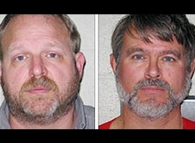 Bi mat vu au dam trong lo thuy tinh hinh anh