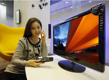 Man hinh may tinh kiem TV hinh anh