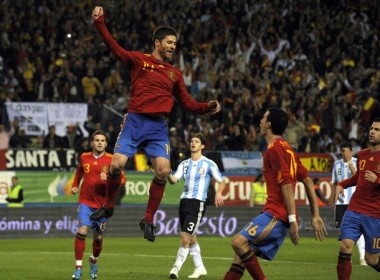 Alonso toa sang giup TBN danh bai Argentina hinh anh