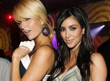 Paris Hilton ‘tuyen chien’ voi Kim ‘sieu vong 3’ hinh anh