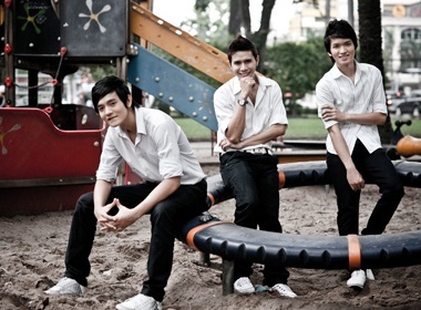 Kio tro lai thoi hoc tro voi so mi trang hinh anh