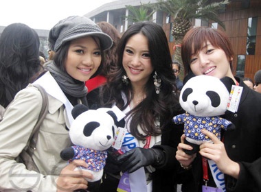 Tran Thi Quynh gui loi chuc mung thay co hinh anh