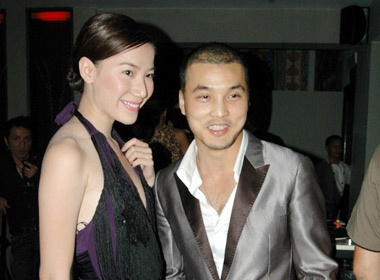 Ung Hoang Phuc 'cua cam' Chung Thuc Quyen? hinh anh