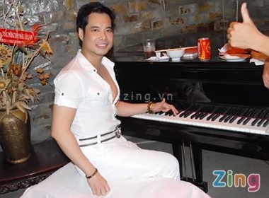 Ngoc Son lam sinh nhat khong scandal hinh anh