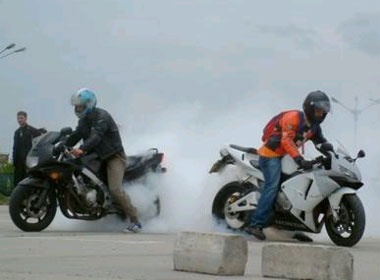 Ky thuat 'dot lop' moto hinh anh