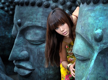 Phuong Vy bi an va quyen ru hinh anh