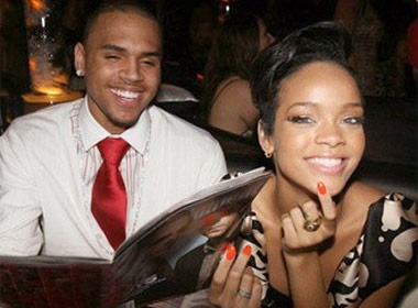 Rihanna muon noi lai tinh xua voi Chris Brown hinh anh