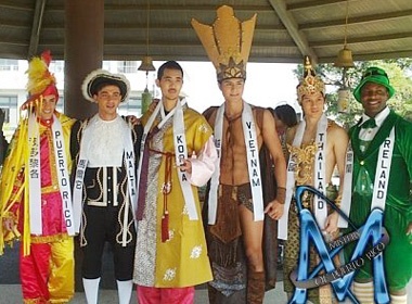 Doc dao trang phuc dan toc Mister International hinh anh