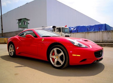 Nhung chiec xe 'khung' nhat Viet Nam nam 2009 hinh anh