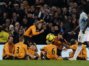 Nhung pha an mung doc dao trong bong da hinh anh