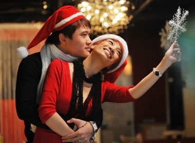 Pha Le hon Duy Khanh trong le Giang sinh hinh anh