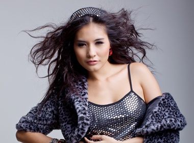 Don nam moi voi Kim Minh hinh anh