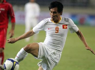 Cong Vinh tro ve VN ngay 3/1 hinh anh