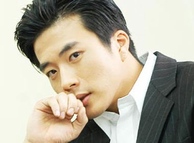 Kwon Sang Woo phan tran chuyen 'an com truoc keng' hinh anh