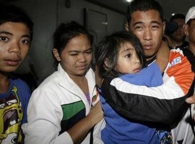 Tau cho 88 nguoi chim o Philippines hinh anh