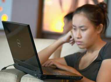 Dell Vostro 1320n - manh me cho cong viec va giai tri hinh anh