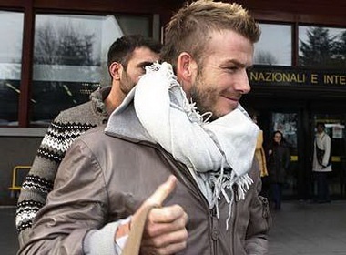 Beckham theo nghiep nguoi mau sau khi treo giay hinh anh