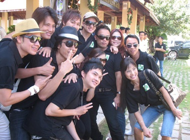 Singer's day quy tu hon 200 ca si hinh anh