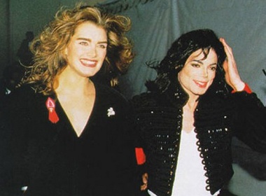 Brooke Shields tung mo Michael Jackson song lai hinh anh