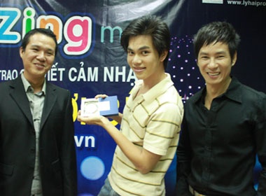 Ly Hai tang lac bach kim cho fan hinh anh