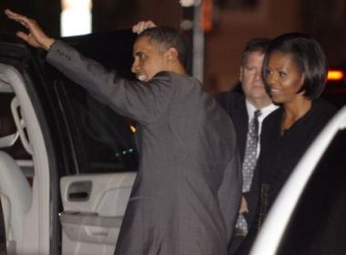 Obama mo tiec sinh nhat som cho vo hinh anh