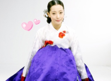 Kim Hee Sun duyen dang voi hanbok hinh anh