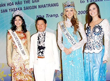 Hoa hau The gioi 2010 'chua biet di ve dau' hinh anh