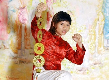 Phan Dinh Tung de toc dai chao xuan hinh anh