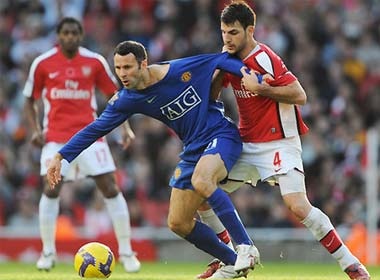 Xem dai chien Arsenal va MU bang cong nghe 3D hinh anh