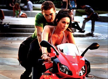 ‘Transformers 2’ thong tri de cu Mam xoi vang hinh anh