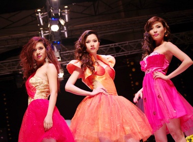 Giai nhan Viet khoe sac xuan hinh anh