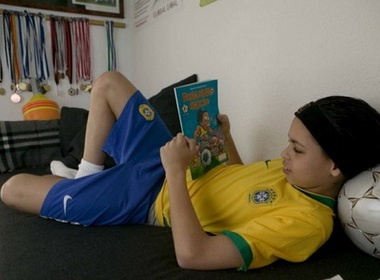 Cac CLB chau Au san duoi 'Tieu Ronaldinho' hinh anh