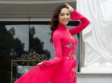 Tet dac biet cua Hoa hau Ngoc Diem hinh anh