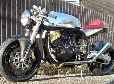 Ve dep 'tan co giao duyen' cua Super Cafe Racer 'do' hinh anh