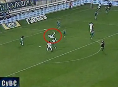 Pha 'cat keo' ghi ban co mot khong hai hinh anh