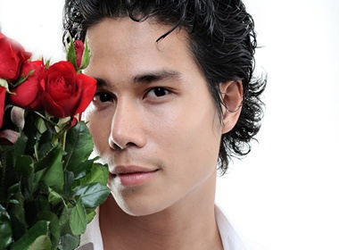 Tien Doan cho doi 'co gai den tu hom qua' hinh anh