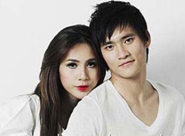 Thuy Tien ve que tham me Cong Vinh hinh anh