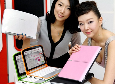 LG them laptop sieu mong moi hinh anh