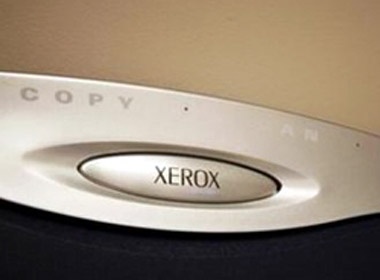 Google va Yahoo cung bi kien hinh anh