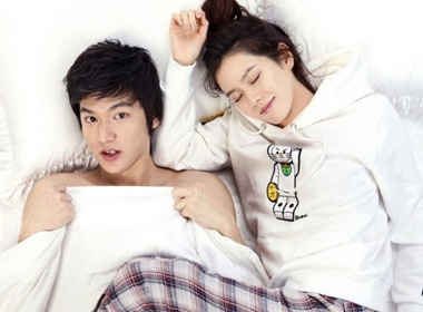 Lee Min Ho chung chan goi cung Son Ye Jin hinh anh