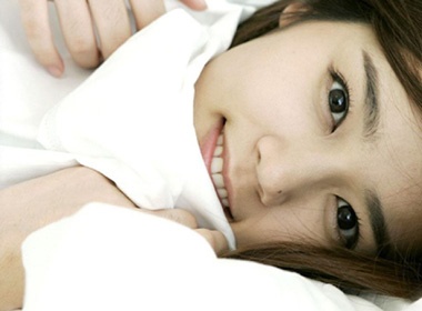 Han Ga In bi thuong o mat vi dong phim hinh anh