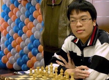 Ky thu 9X Viet Nam vo dich giai co vua quoc te hinh anh