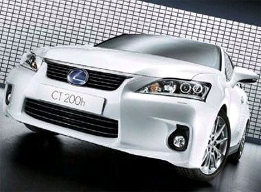 'Lo' anh xe hybrid cua Lexus hinh anh