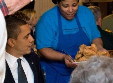 Obama 'len' vo di an ga ran hinh anh