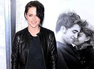 Kristen Stewart di co vu Robert Pattinson hinh anh