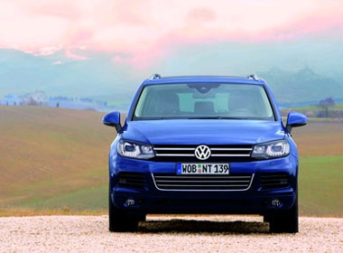 Volkswagen Touareg phien ban 2011 trinh lang hinh anh