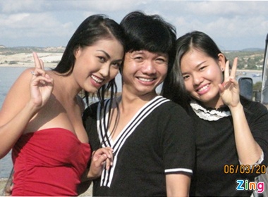 Phi Thanh Van lai di 'tham my vien' hinh anh