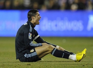 Ronaldo ‘noi khung’ vi bi doi phuong choi xau hinh anh