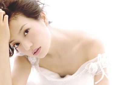 Trieu Vy co bau va 'dang hanh phuc' hinh anh