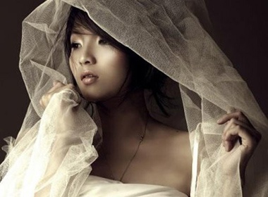 Thuy Top muon cau hon voi nguoi thong minh hinh anh